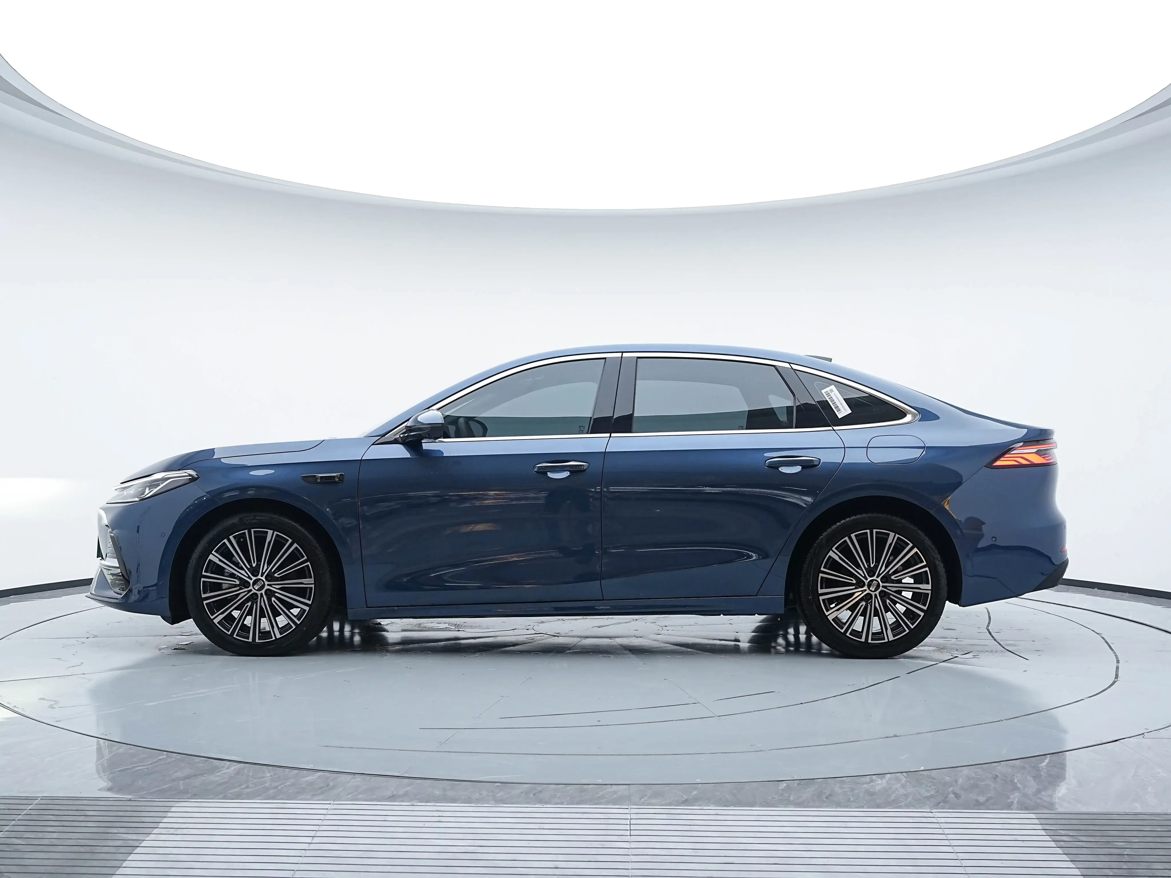 Geely Galaxy A7 EM