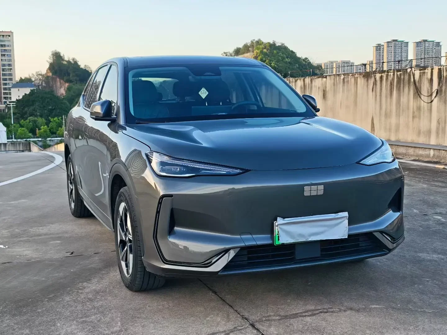 Geely Galaxy E5