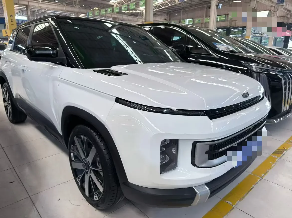 Geely ICON
