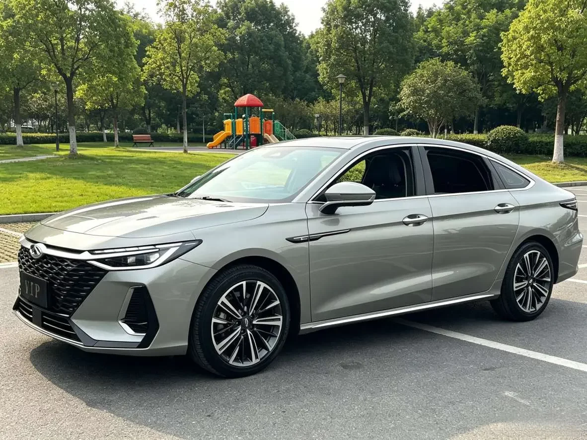 Chery Arrizo 8