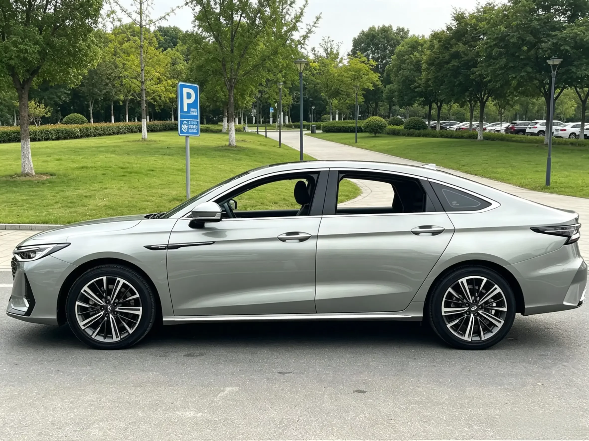 Chery Arrizo 8