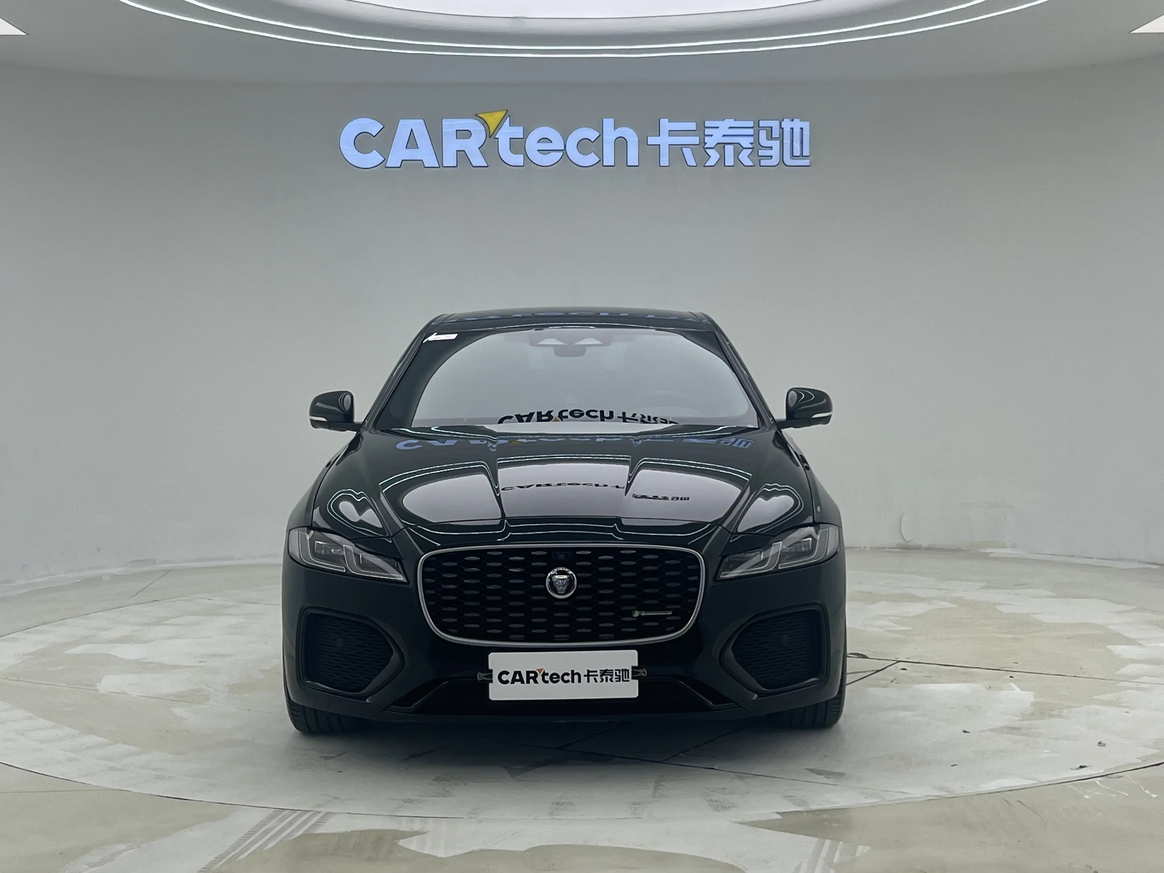 Jaguar XFL