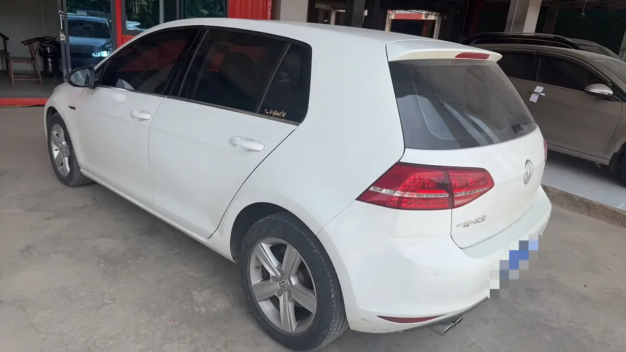 Volkswagen golf