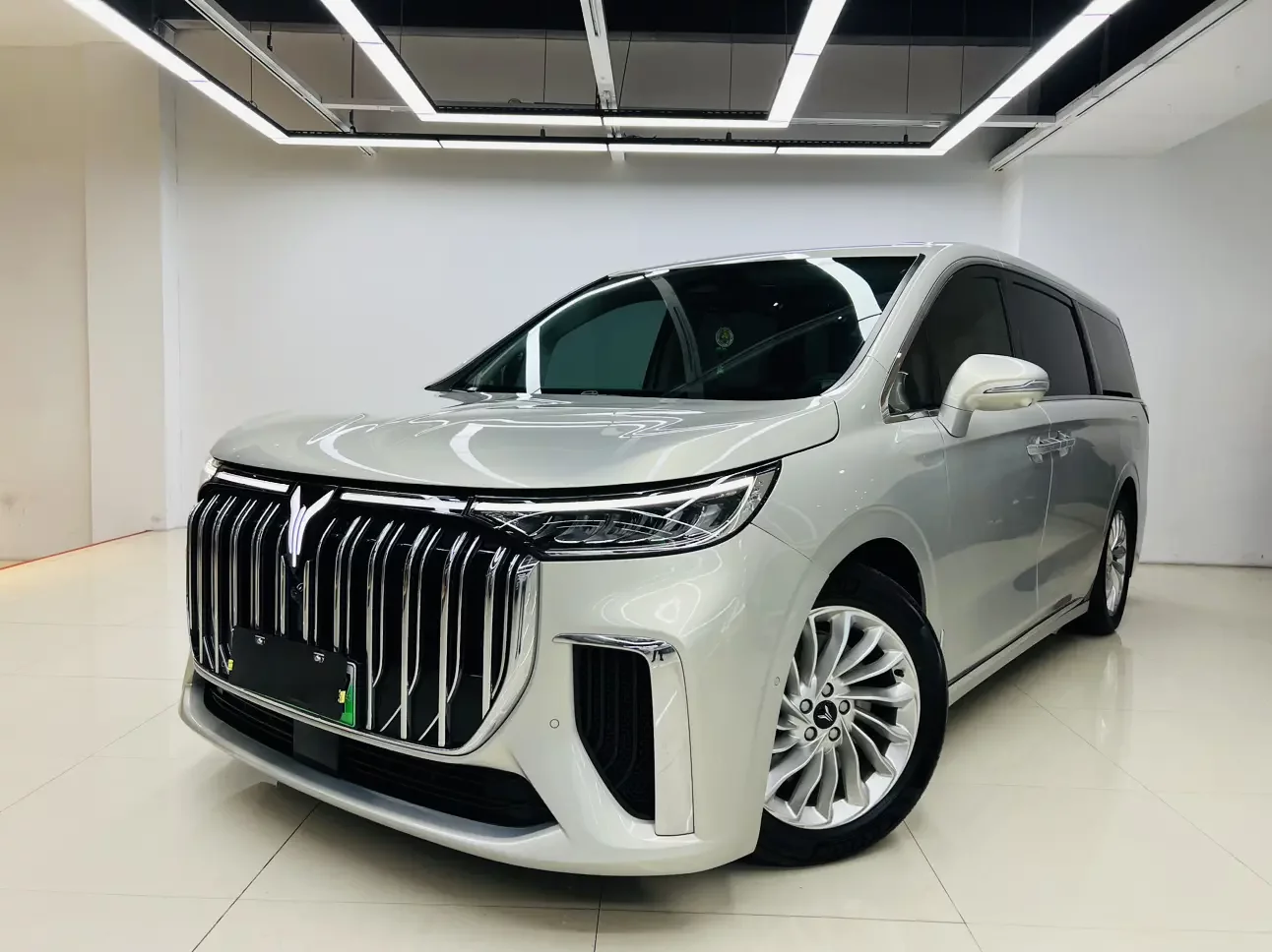 Voyah Lantu Dreamer PHEV