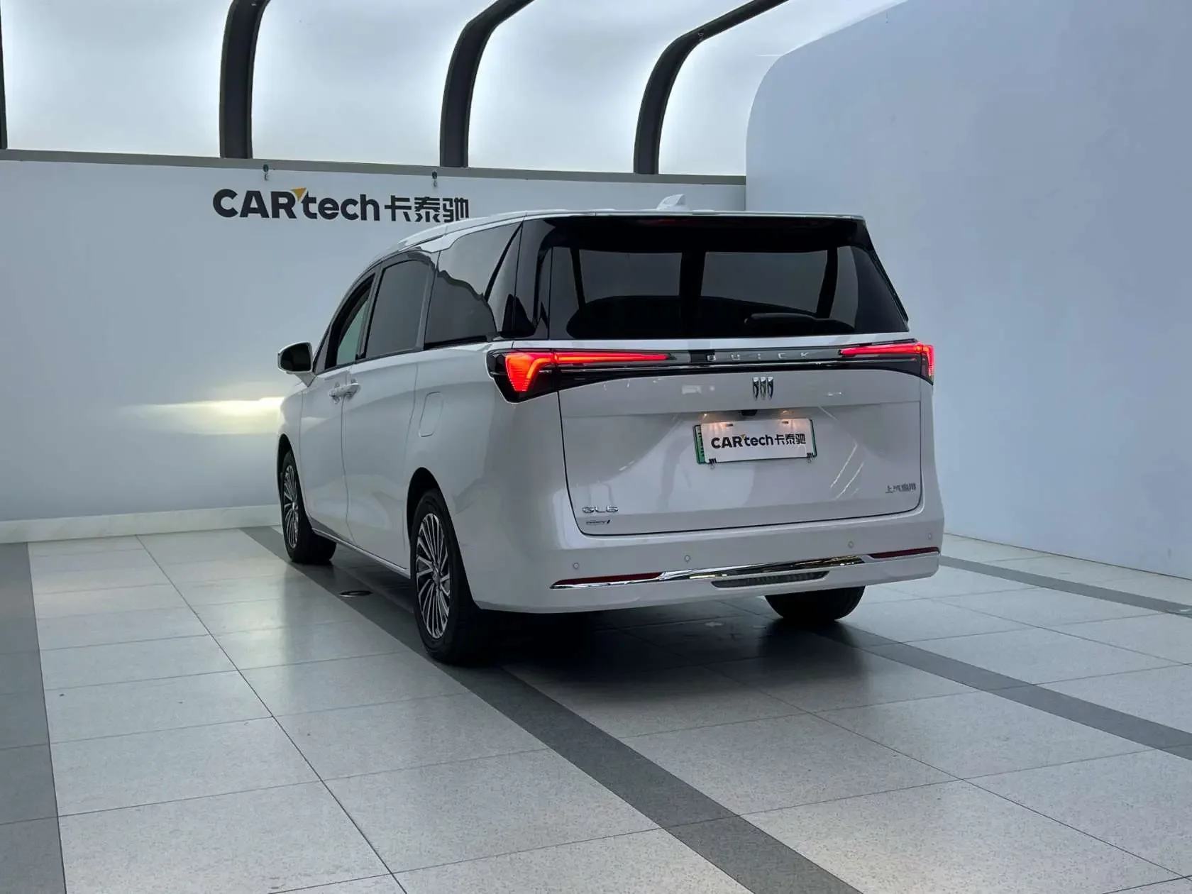 Buick GL8 PHEV