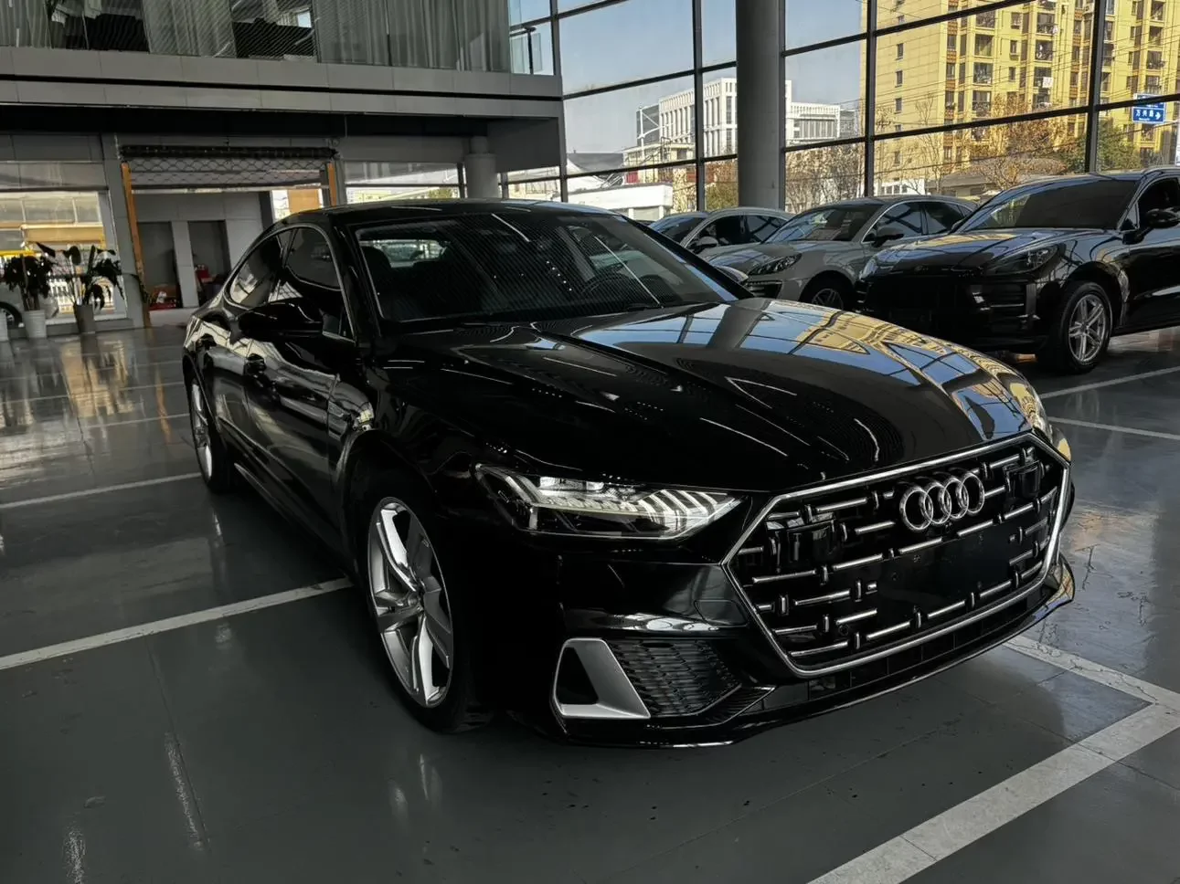 Audi A7L