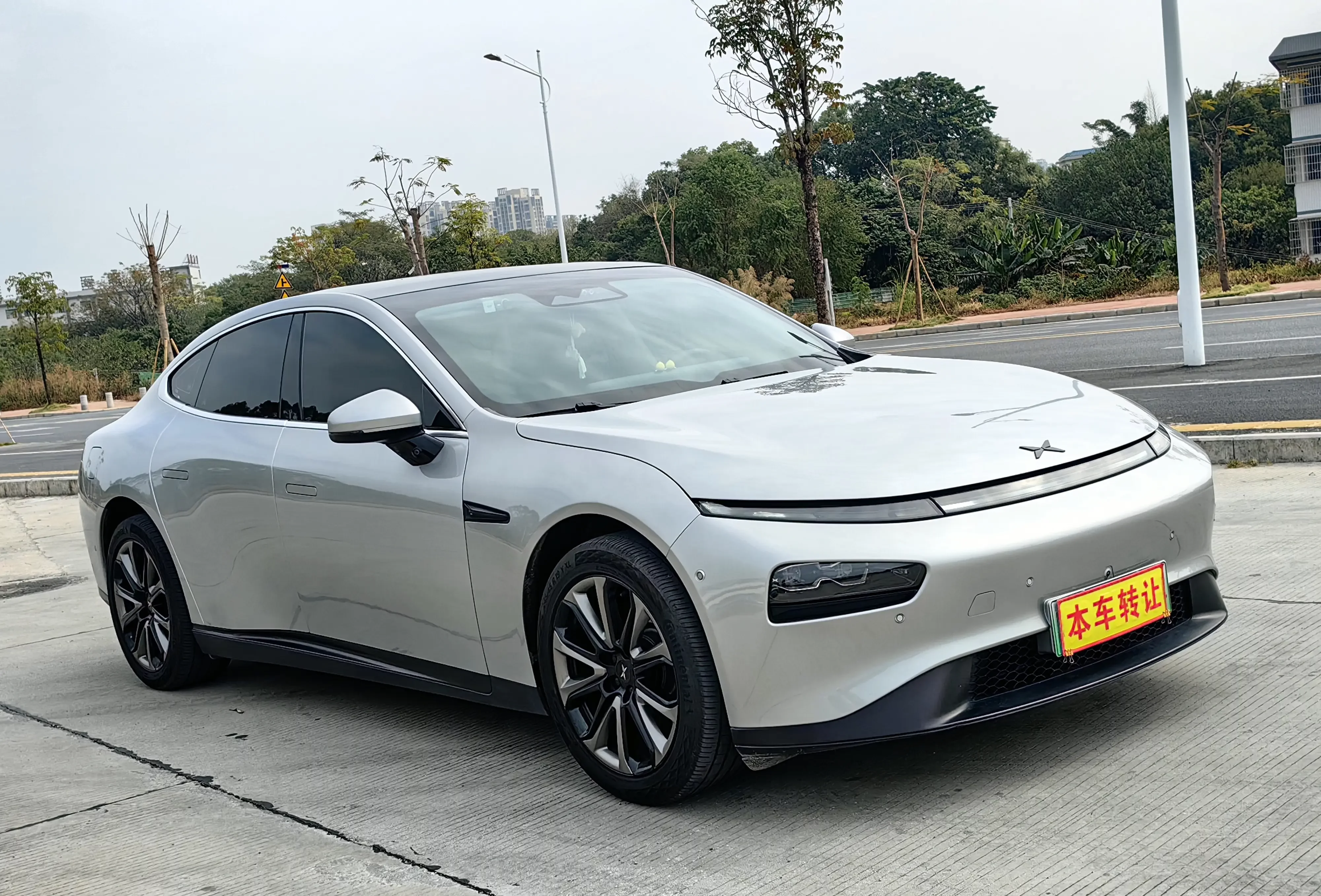 Xpeng P7