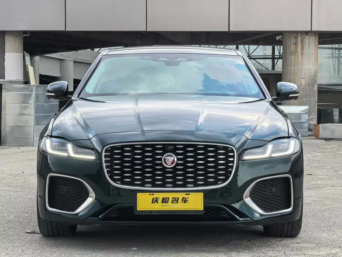 Jaguar XFL