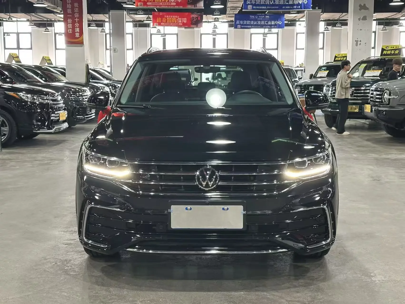 Volkswagen Tiguan L