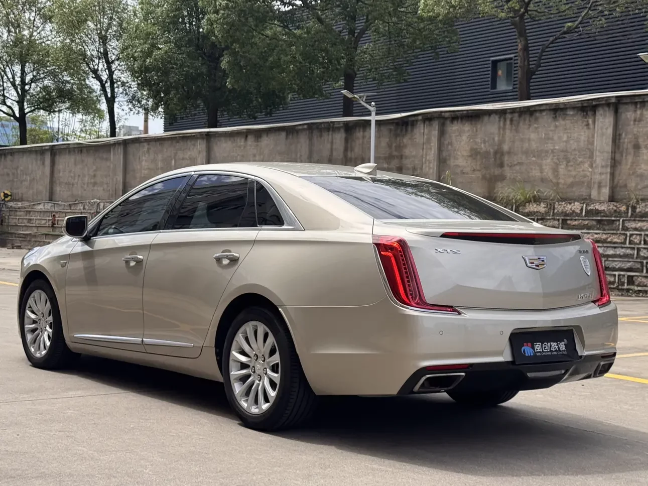 Cadillac XTS