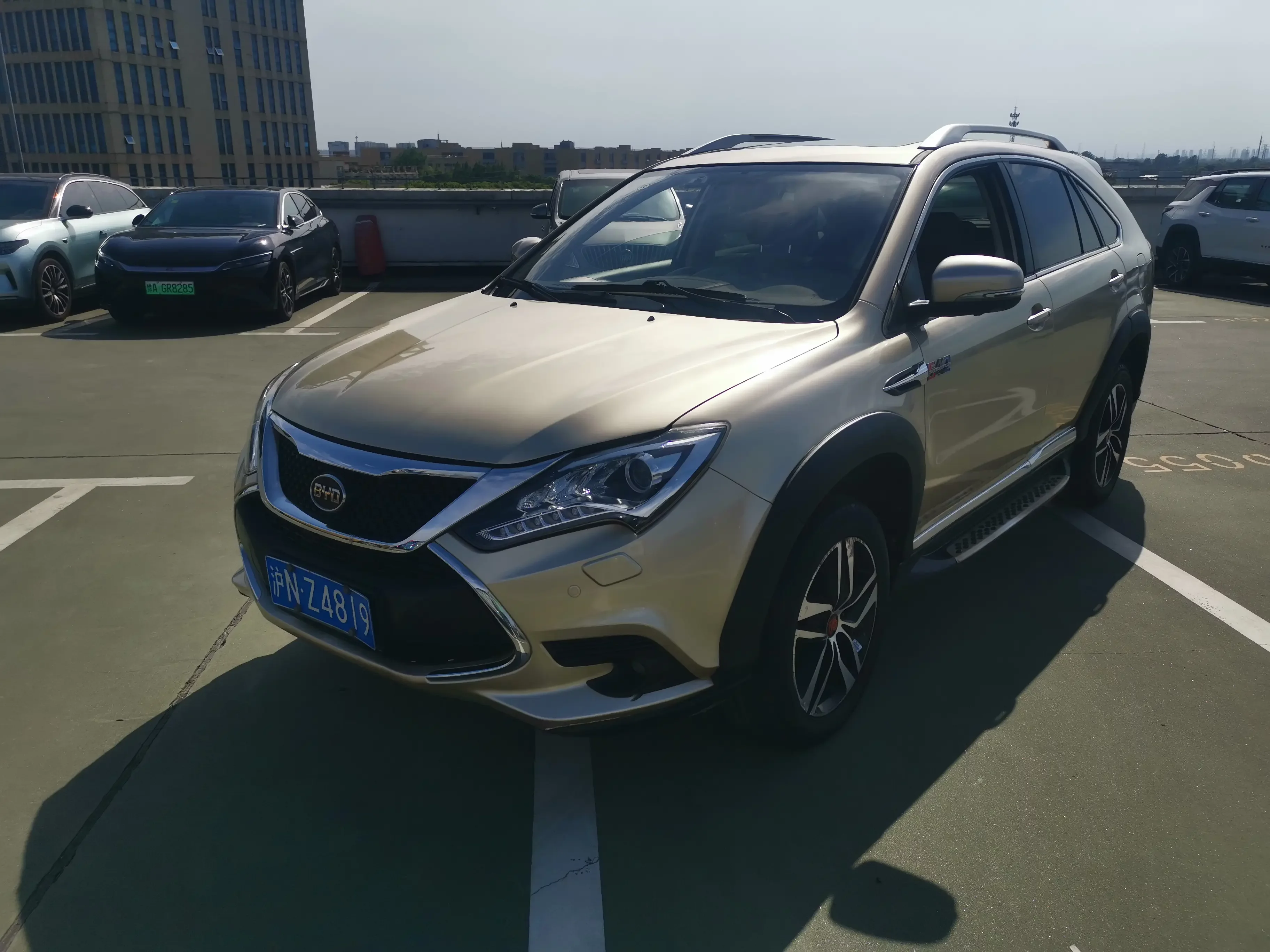 BYD Tang DM