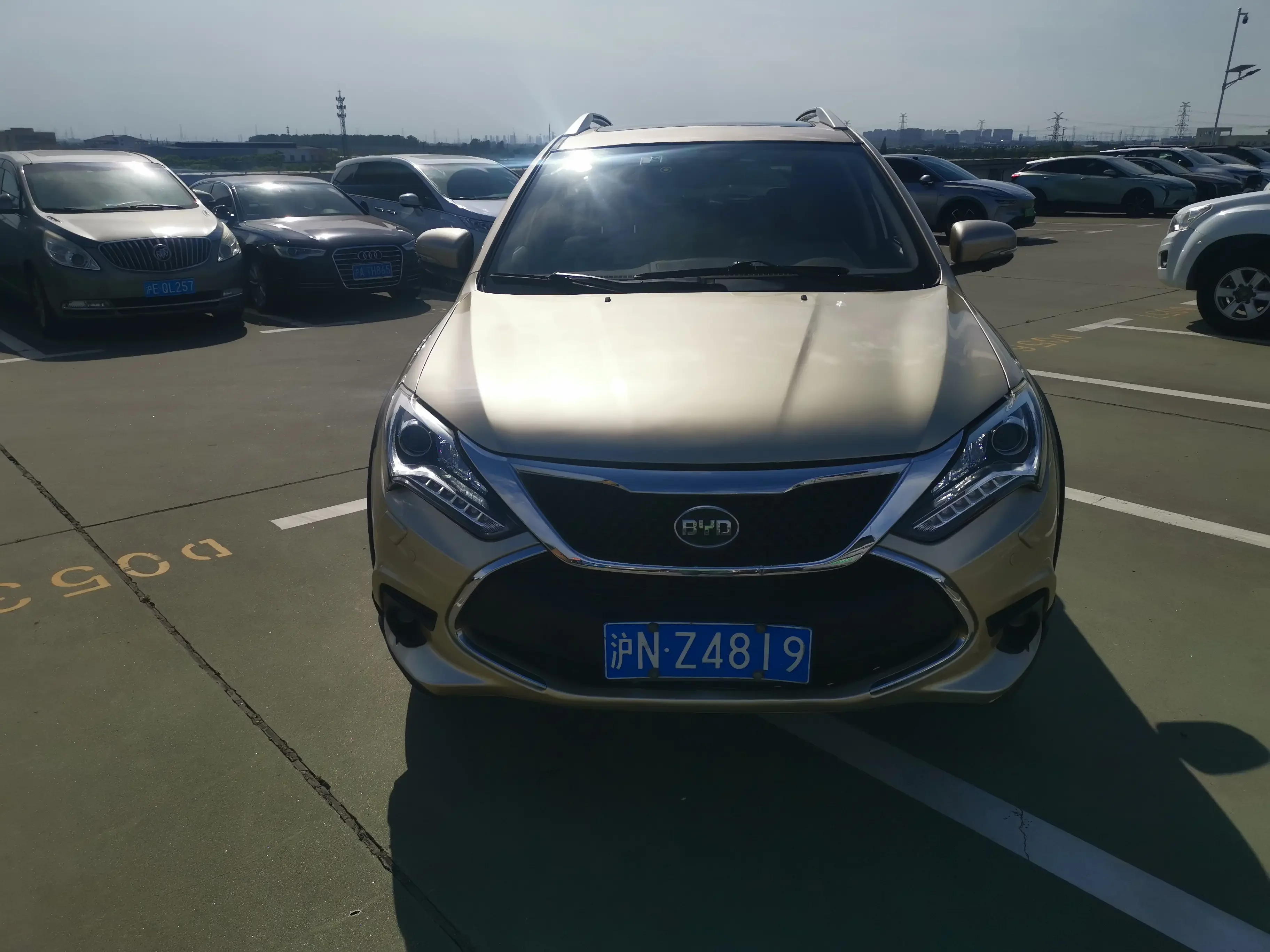 BYD Tang DM