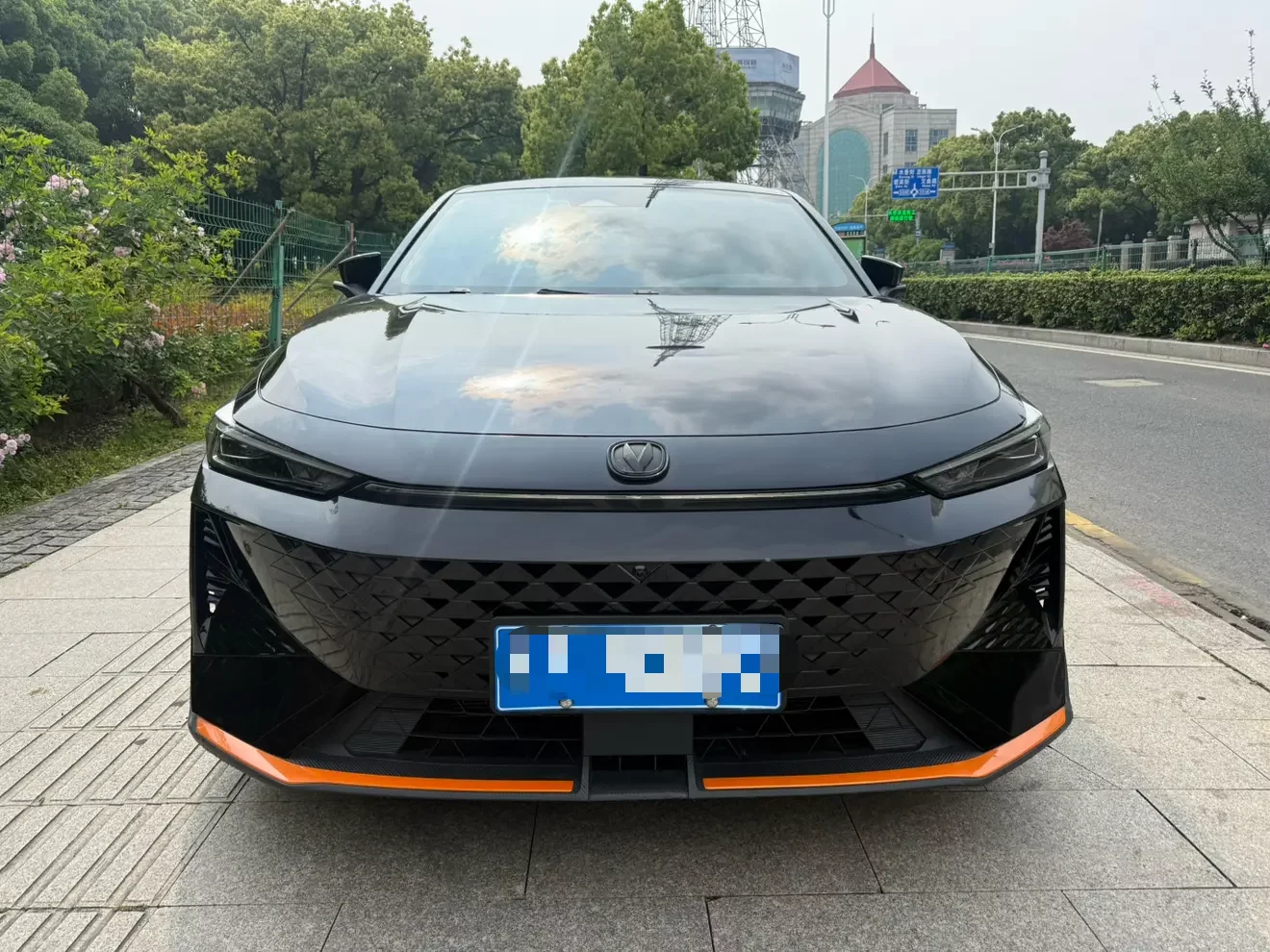 Changan UNI-V