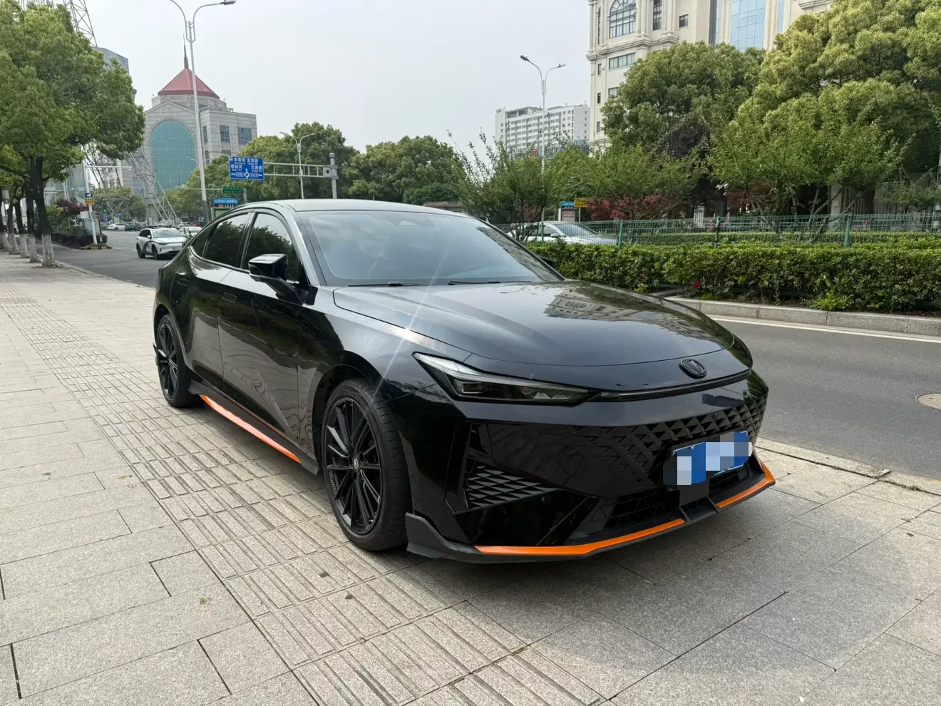 Changan UNI-V