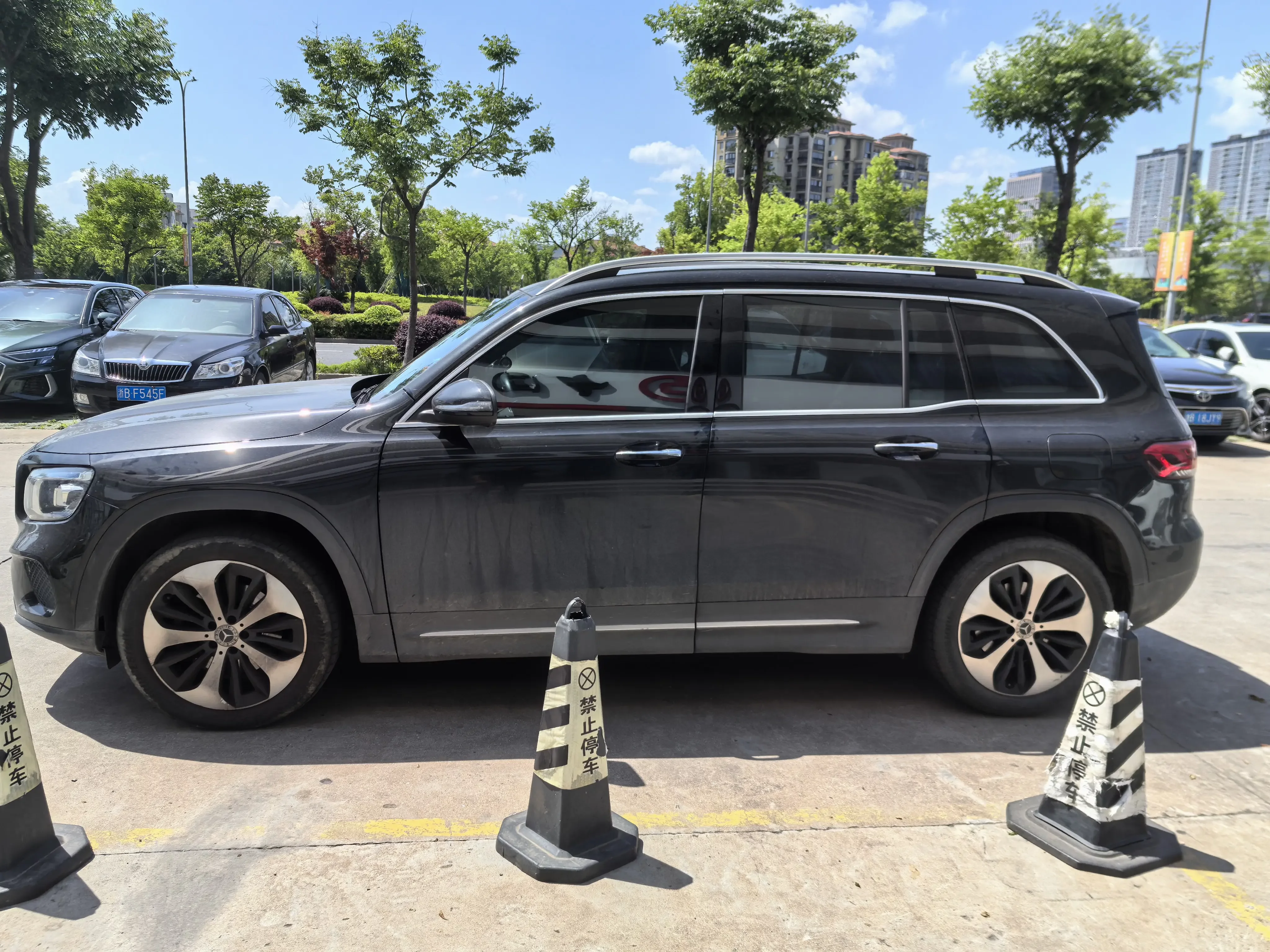 Mercedes-Benz GLB