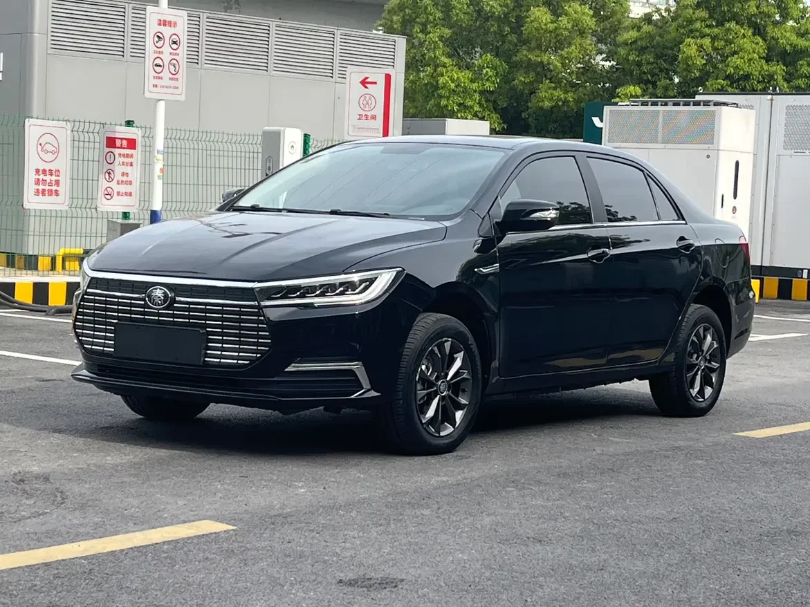 BYD QinEV