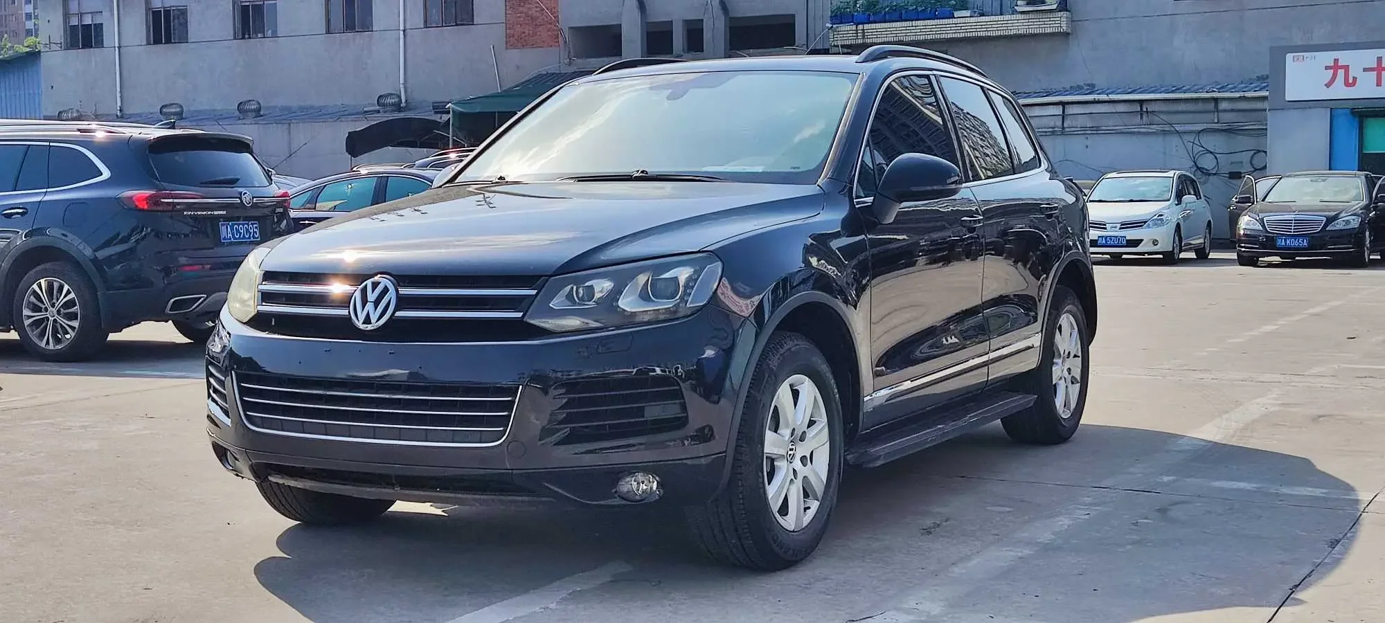 Volkswagen Touareg