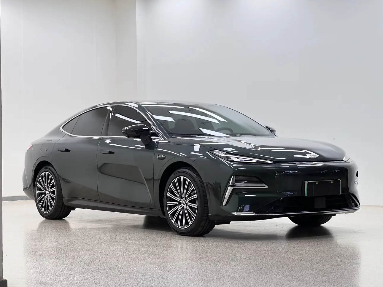 Geely Galaxy Star 8 PHEV