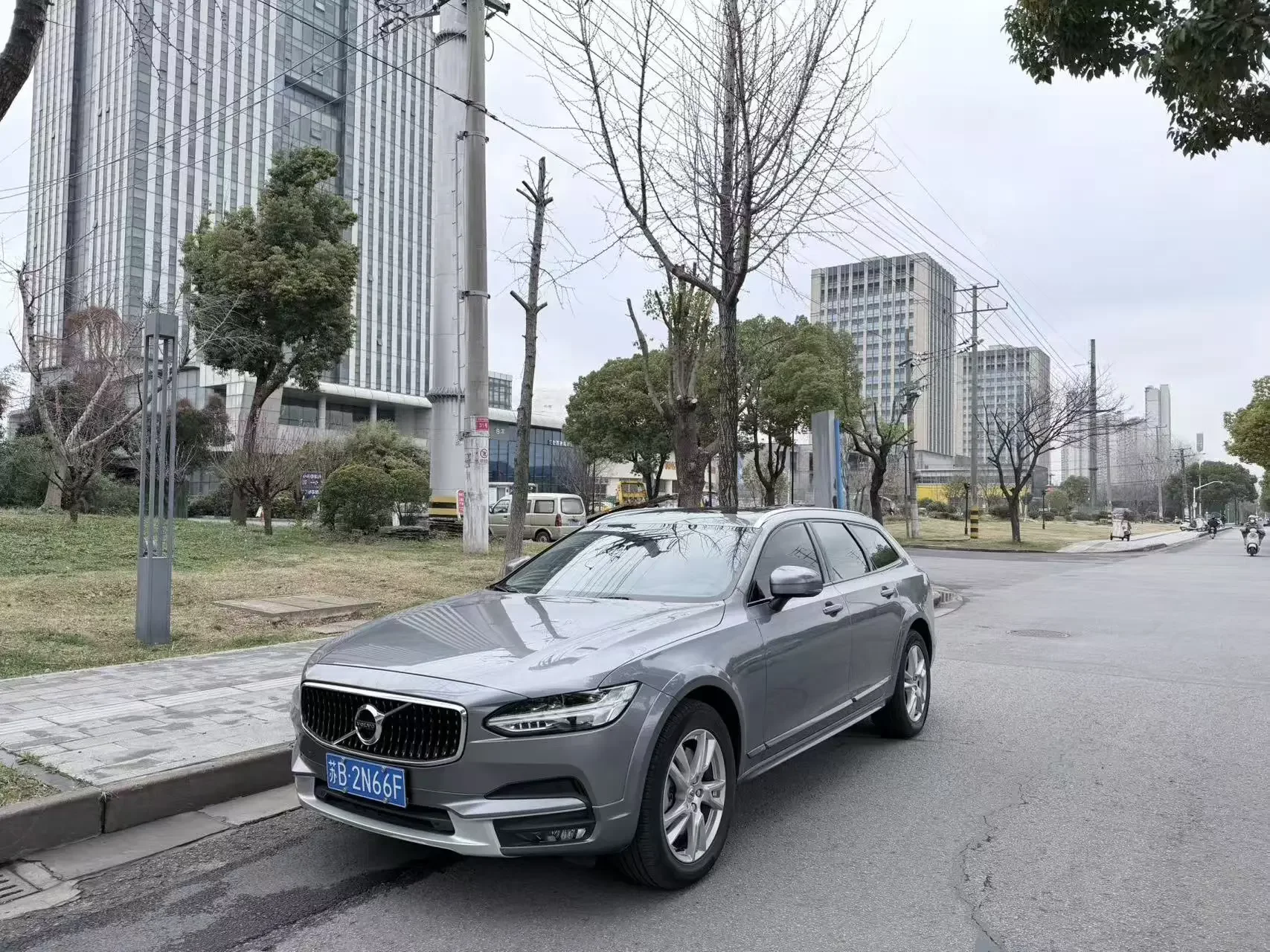 Volvo V90