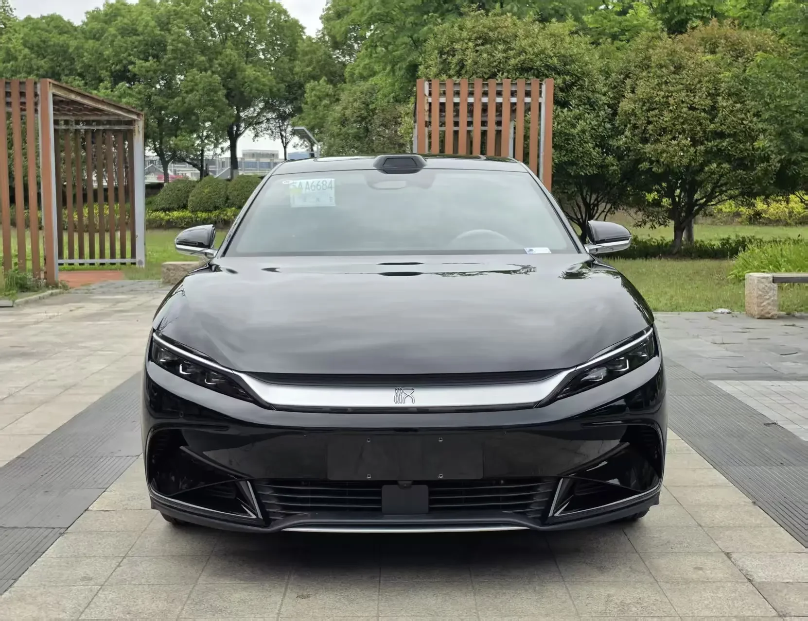 BYD Han EV
