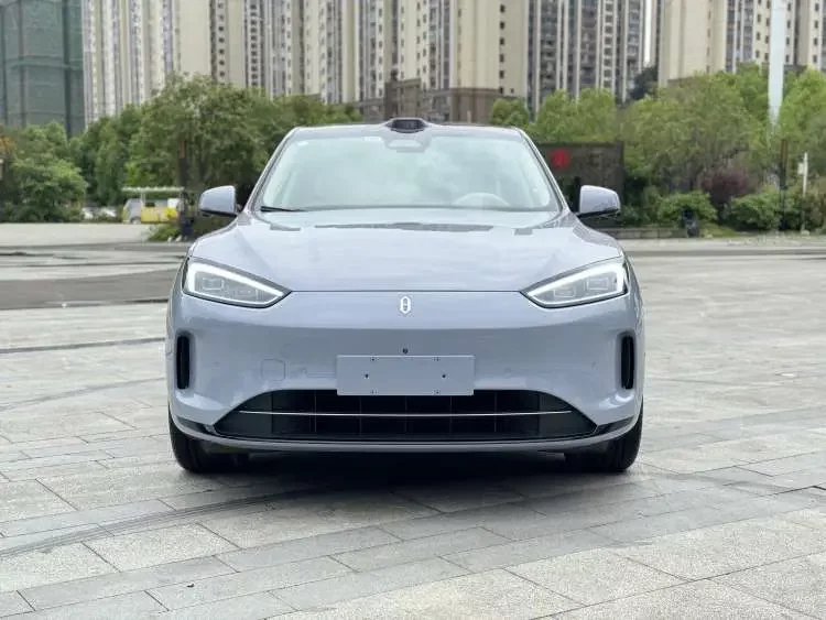 AITO M5 (Wenjie M5)  из Китая