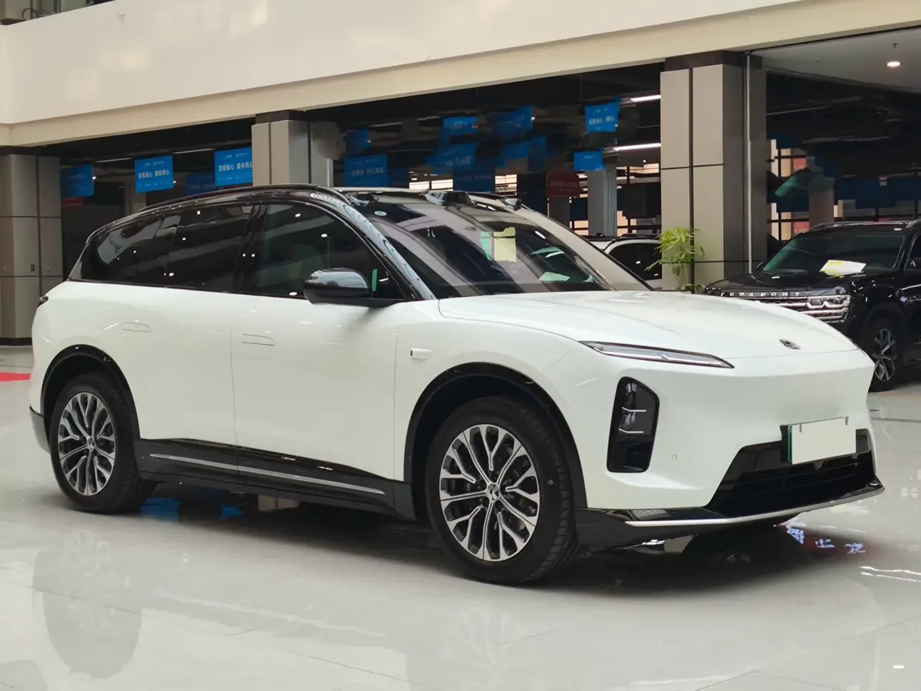 NIO ES6