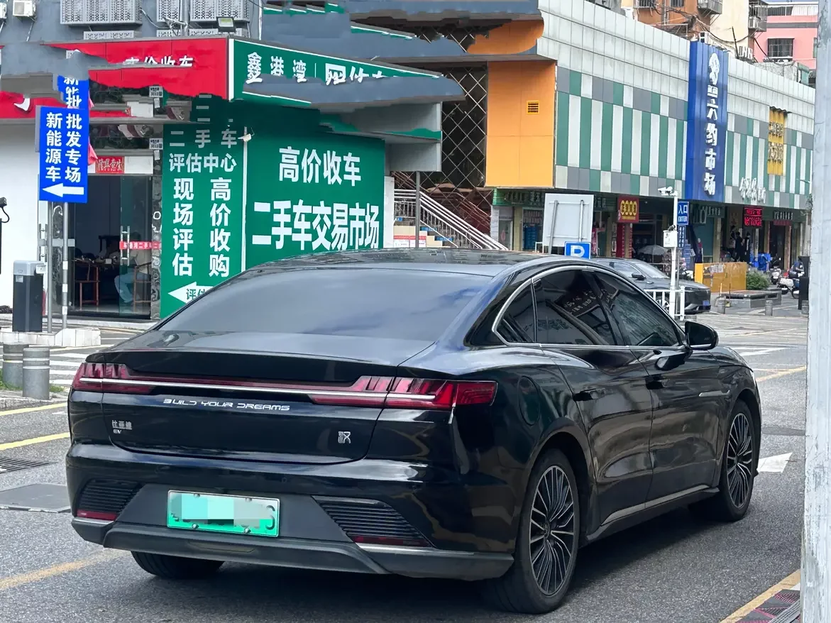 BYD Han EV