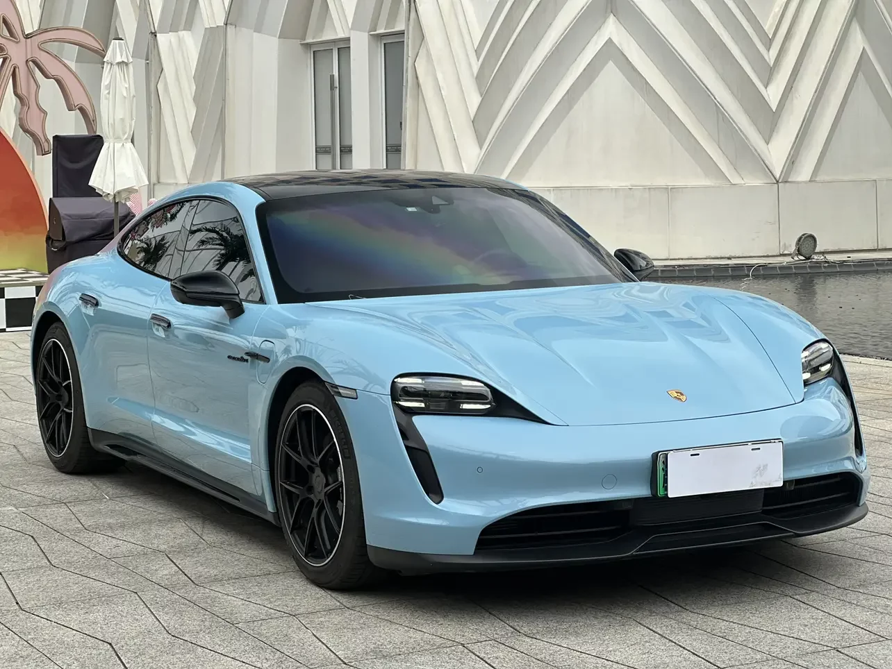 Porsche Taycan