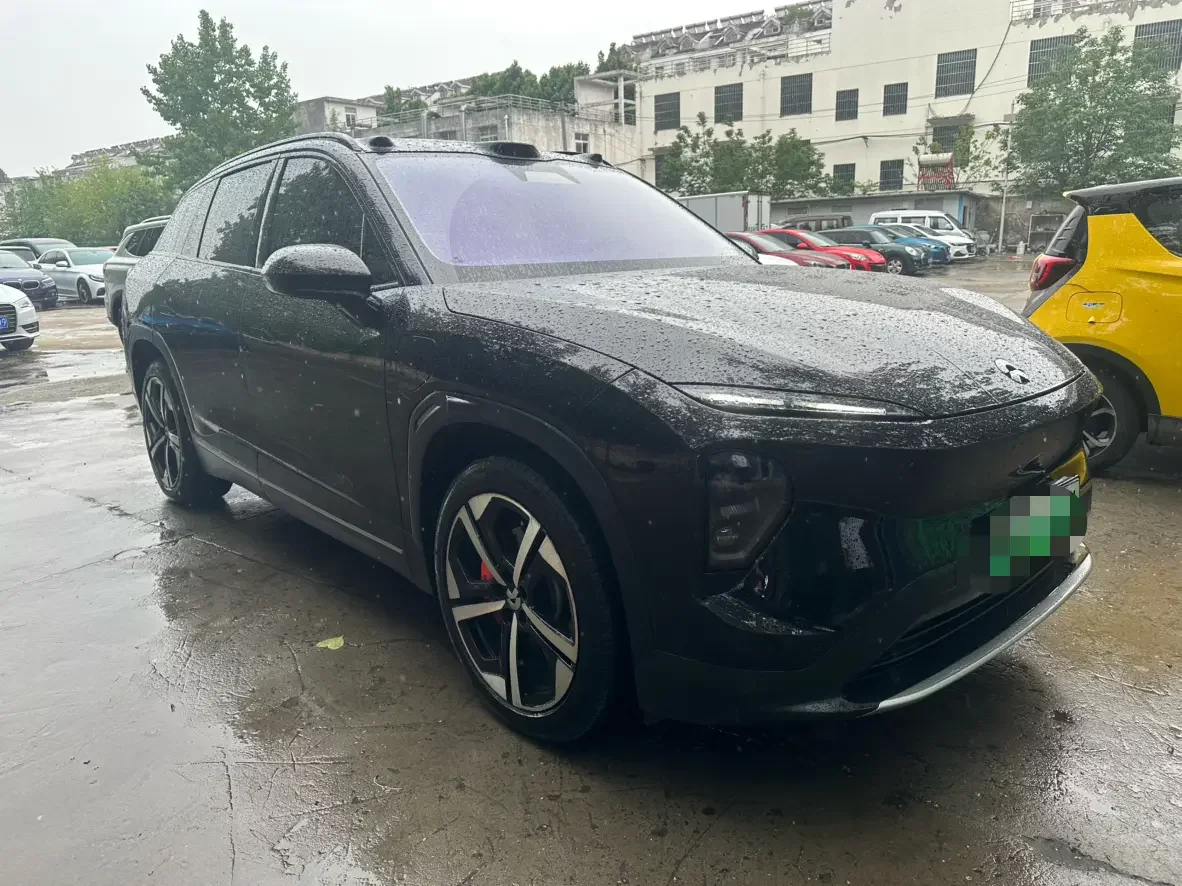 NIO ES7
