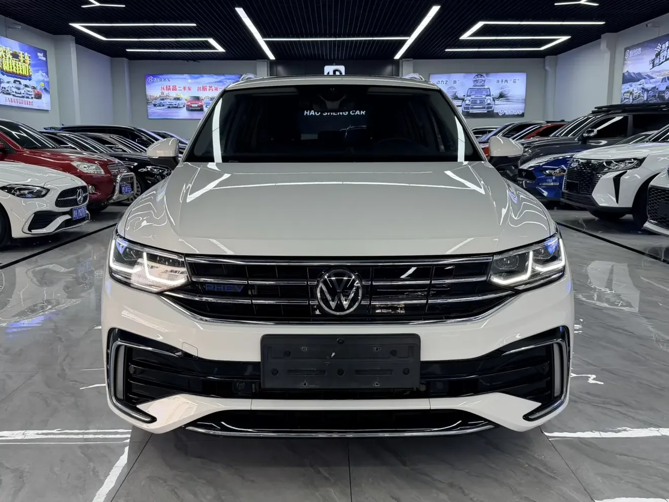 Volkswagen Tiguan L PHEV