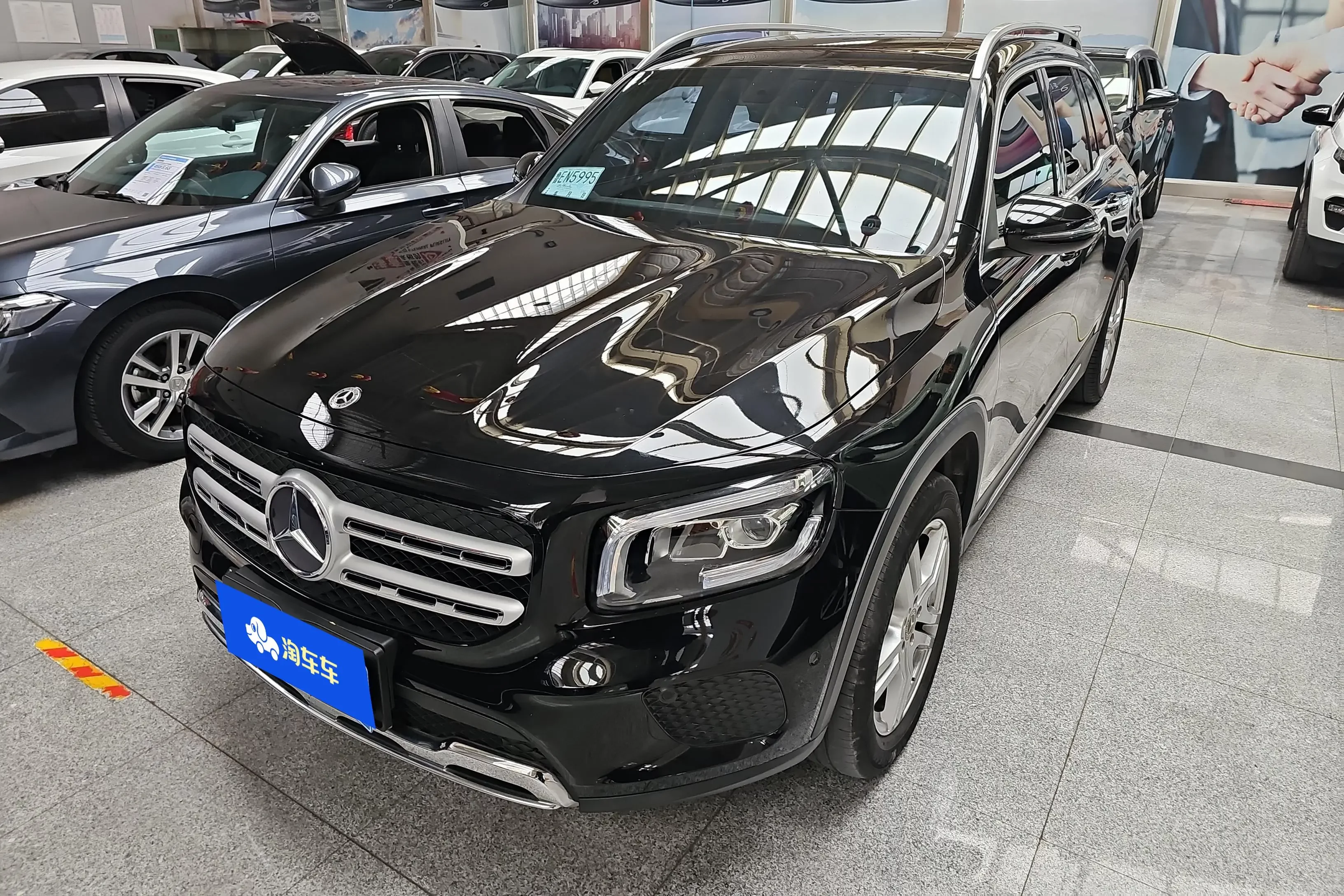 Mercedes-Benz GLB