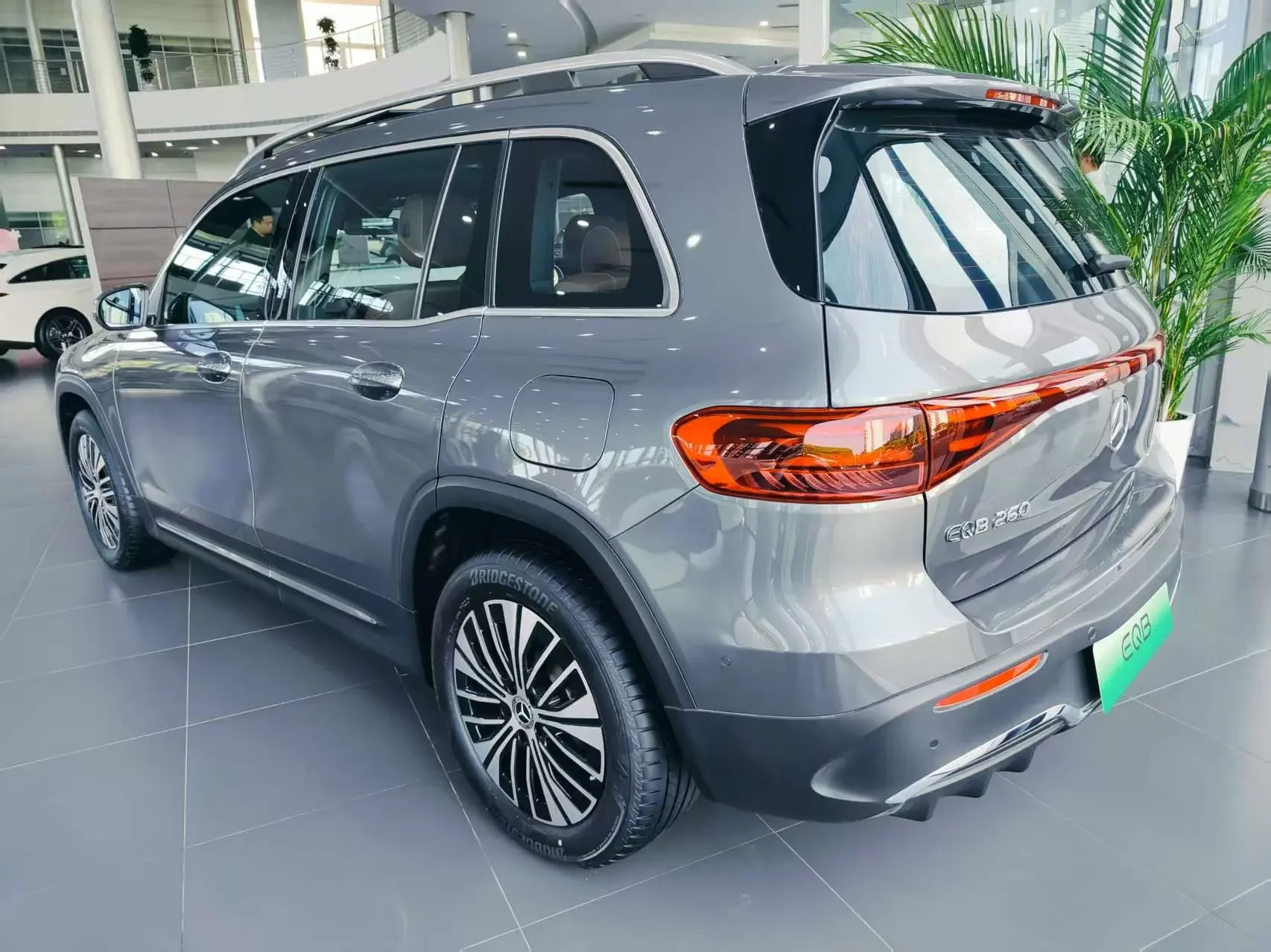 Mercedes-Benz EQB