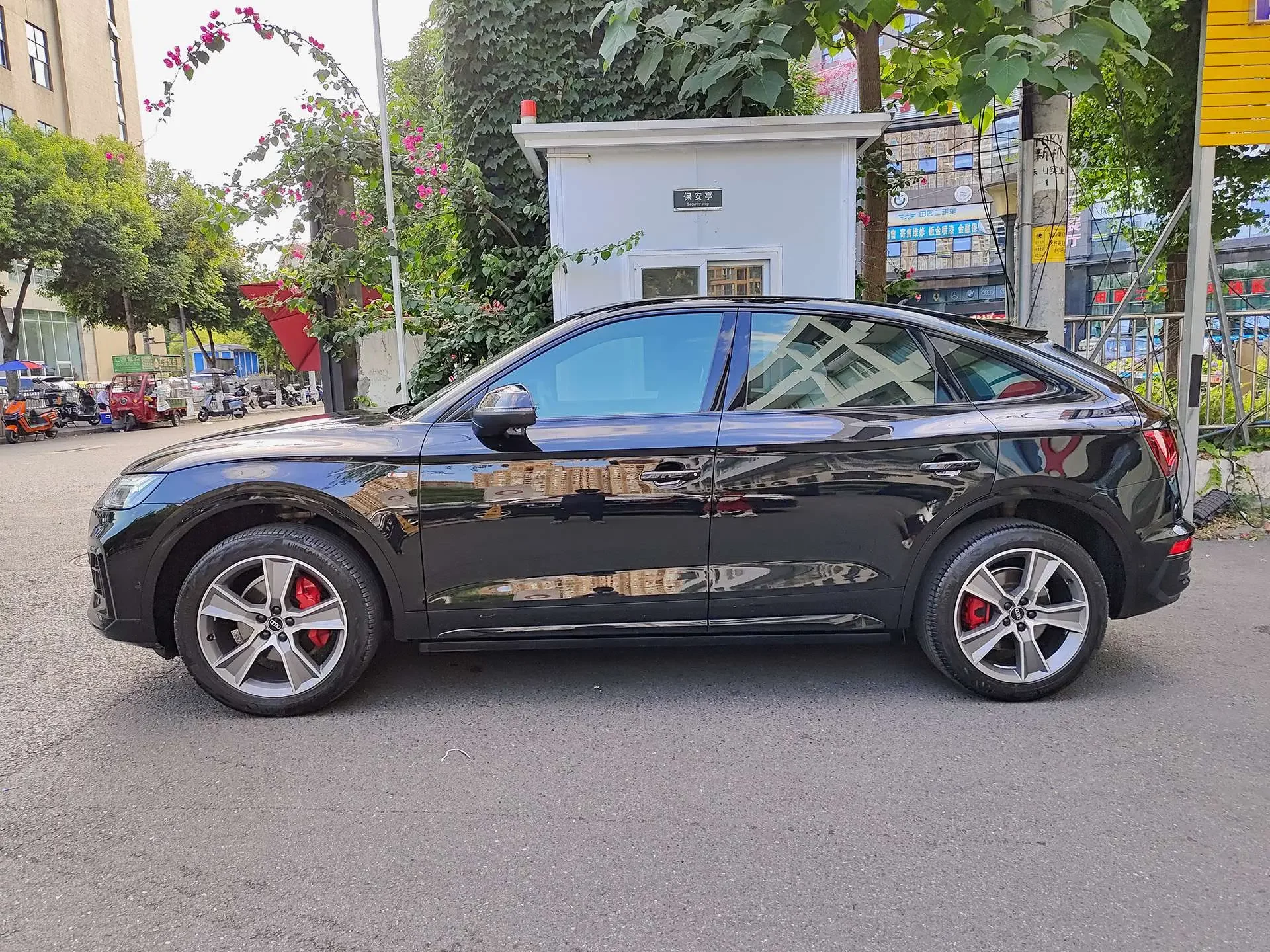Audi Q5L Sportback
