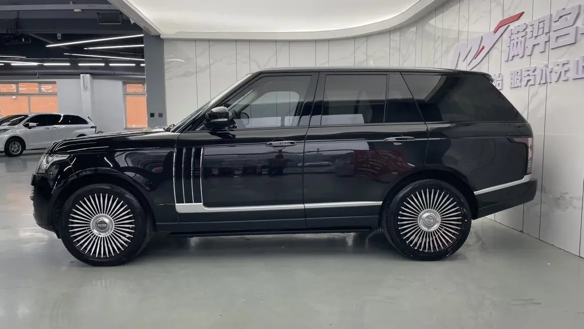 Land Rover range rover