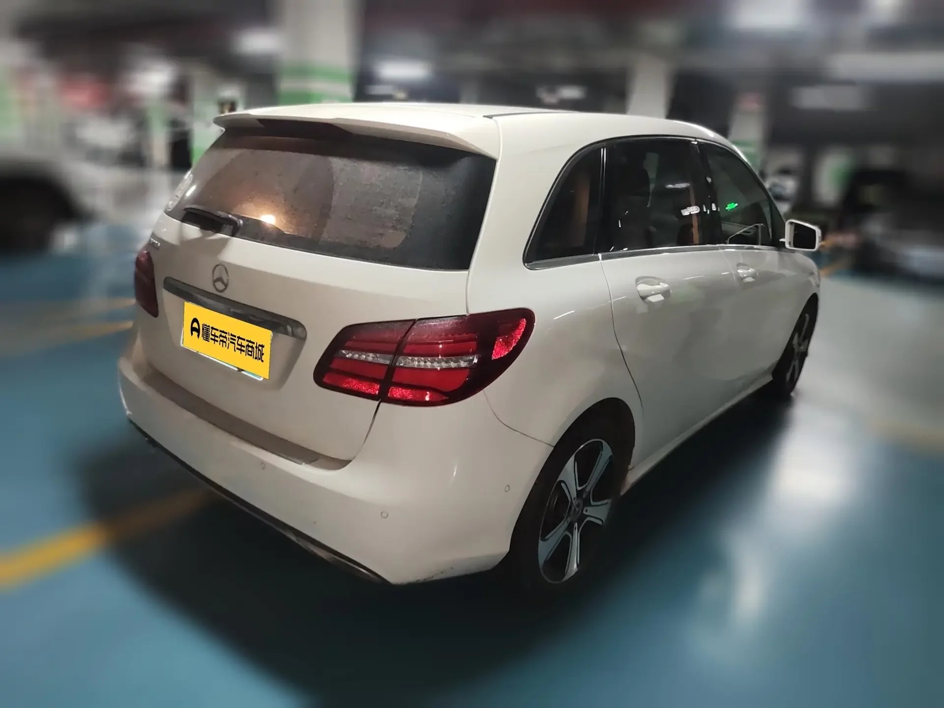 Mercedes-Benz B Class