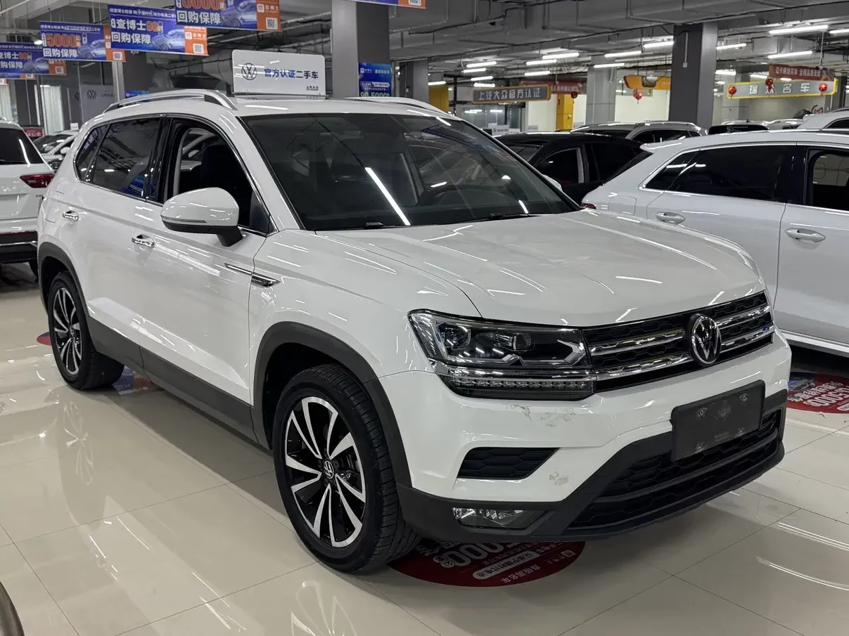 Volkswagen Tharu