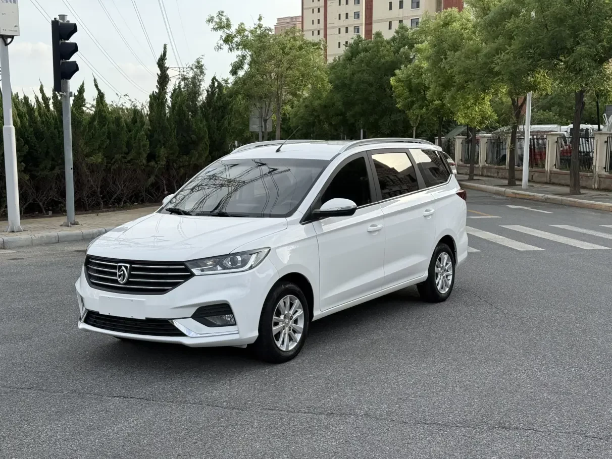 Baojun 360