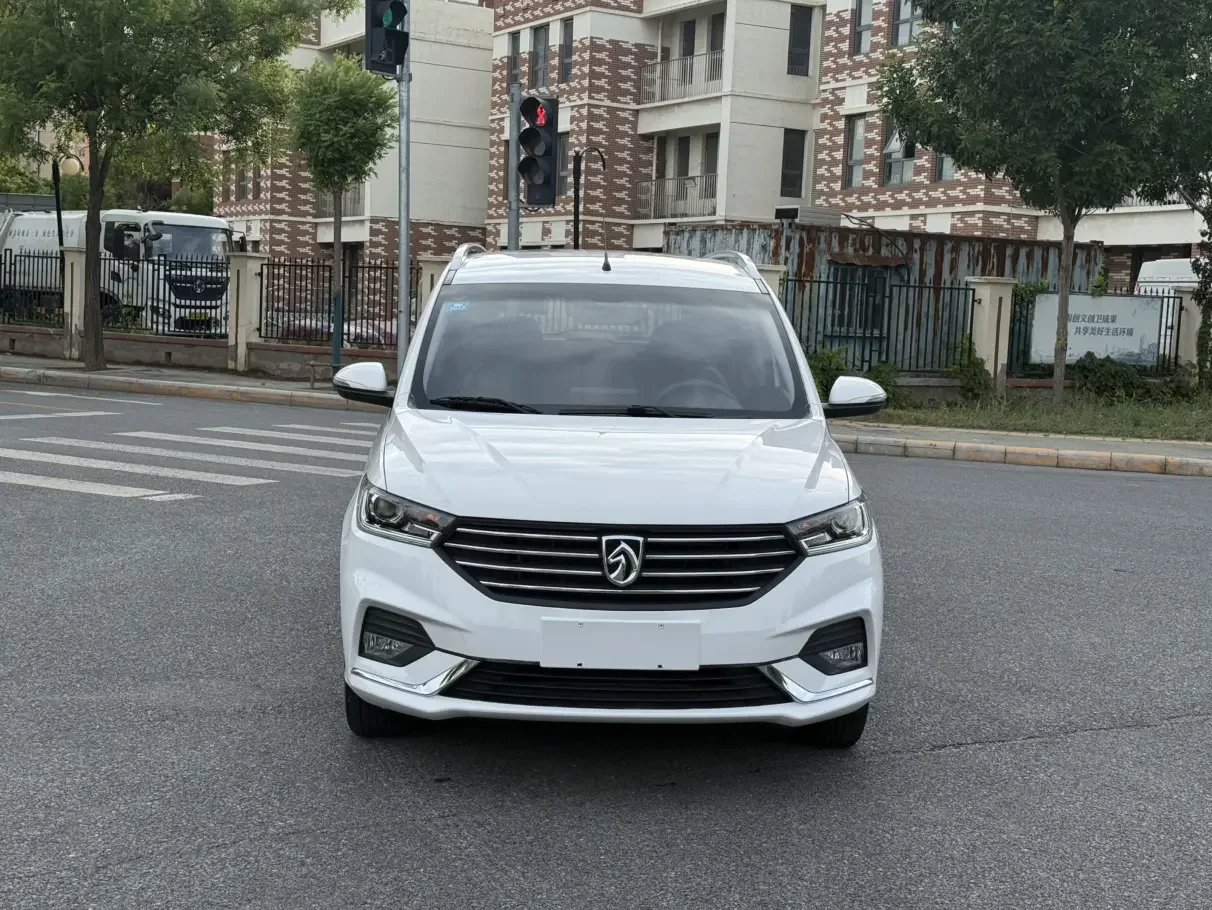 Baojun 360