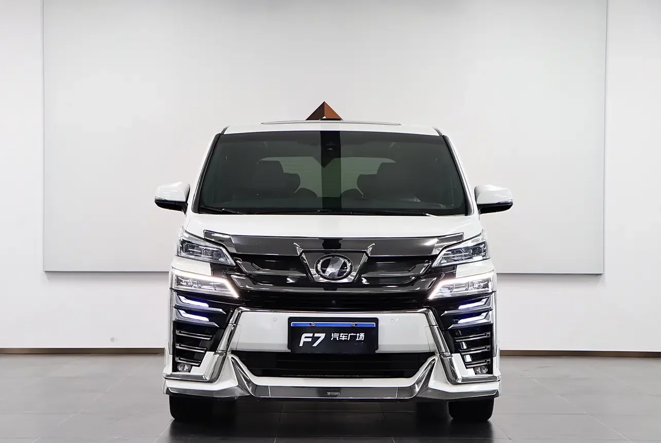 Toyota Crown Wellfire