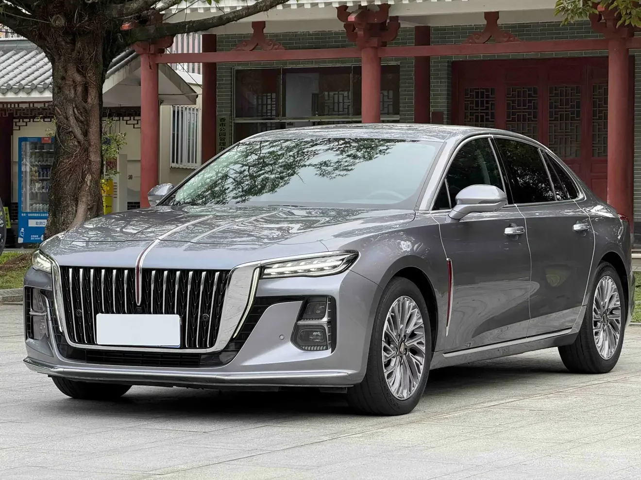 Hongqi H5