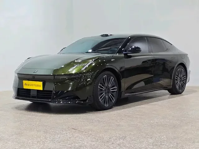 Lynk & Co 10 EM-P