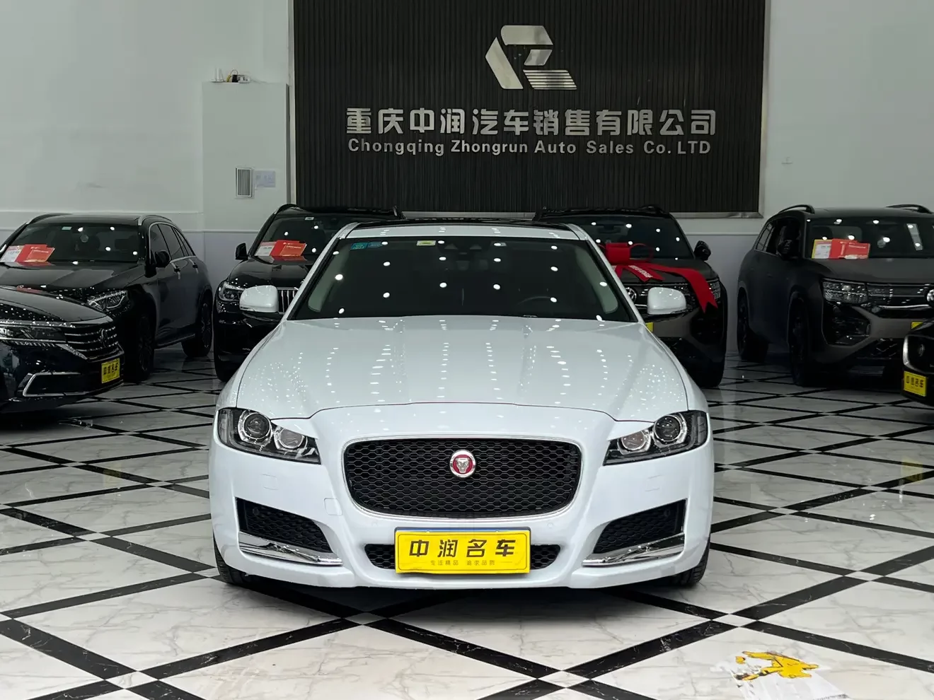 Jaguar XFL