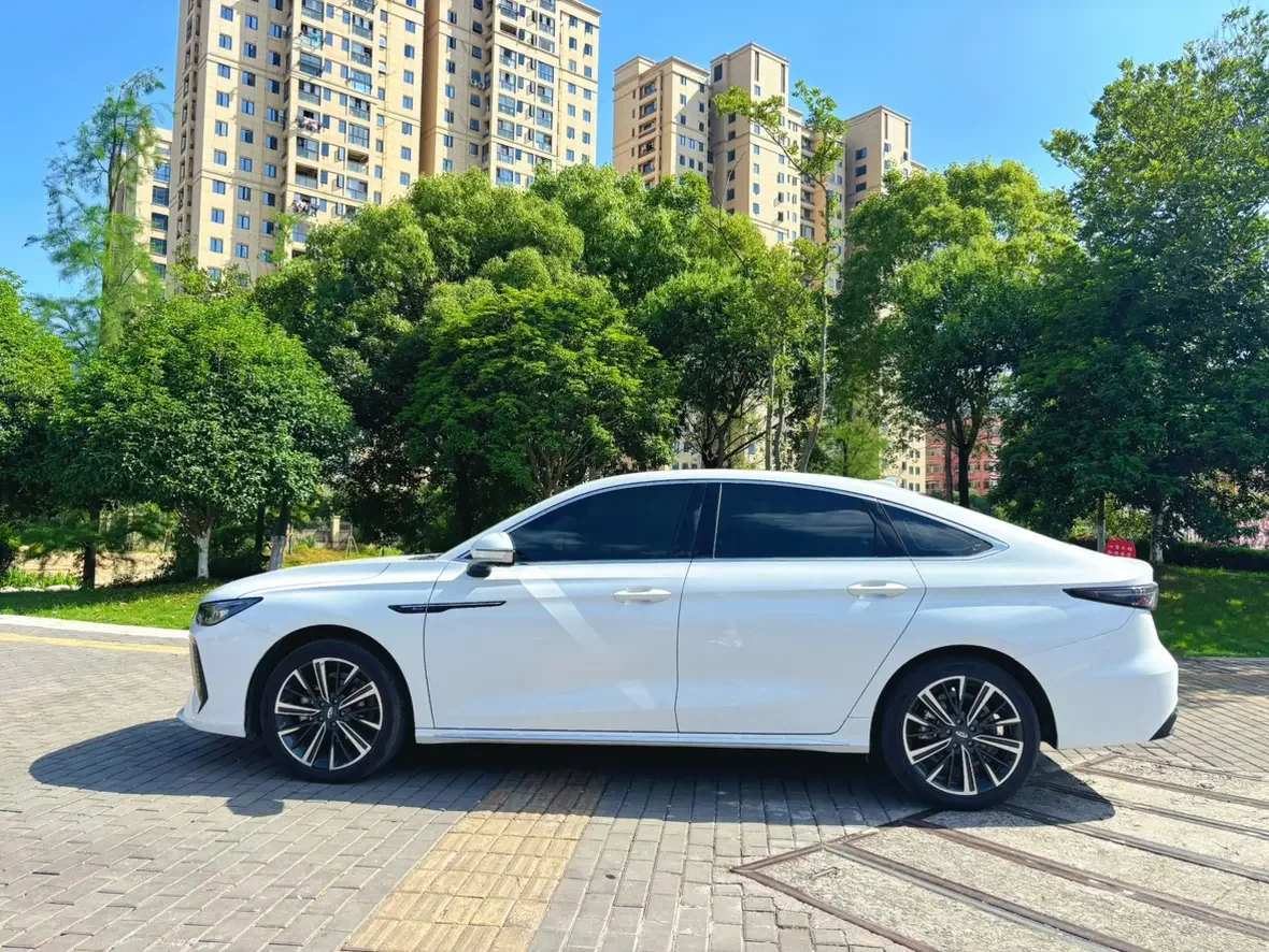 Chery Arrizo 8 PRO