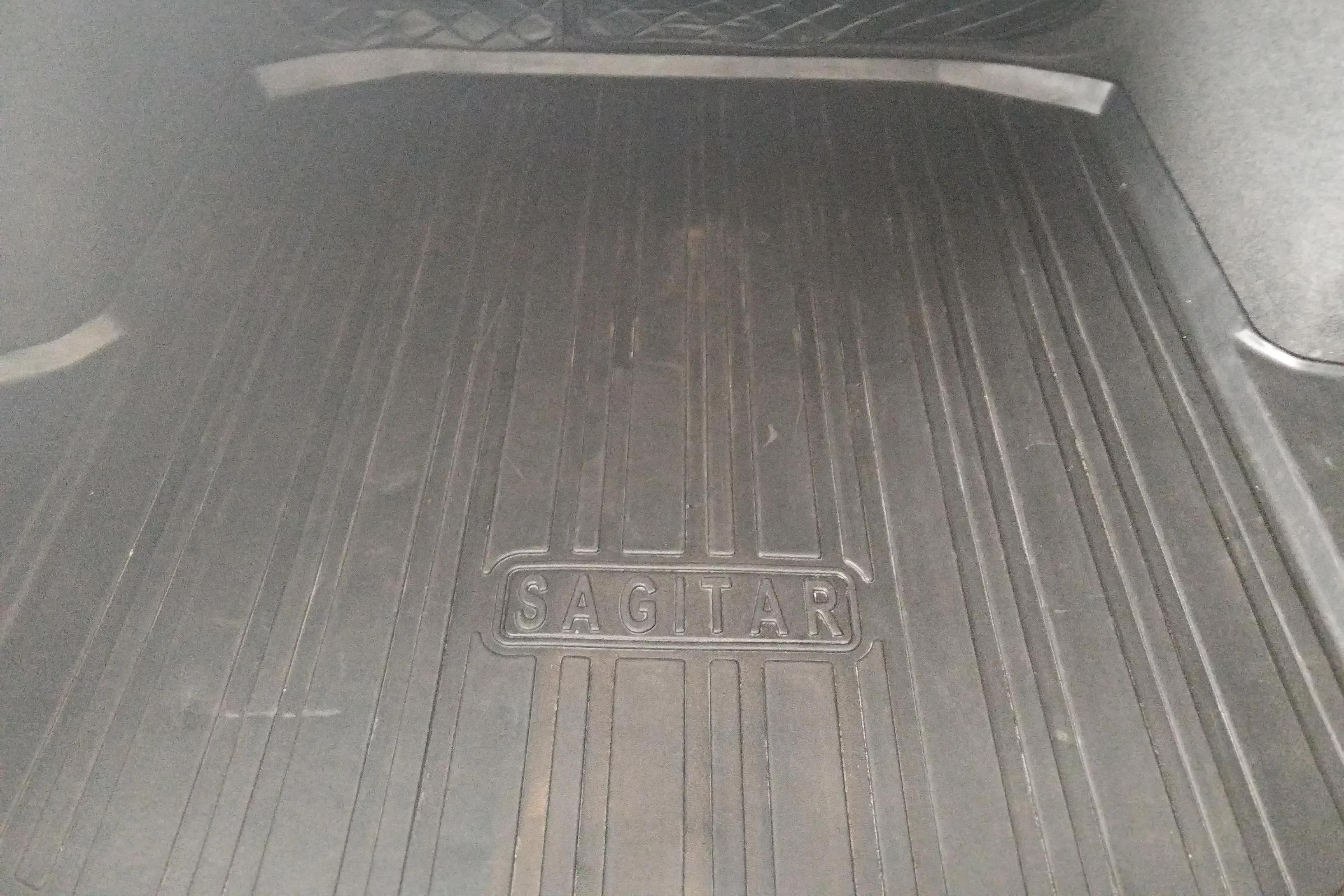 Volkswagen Sagitar