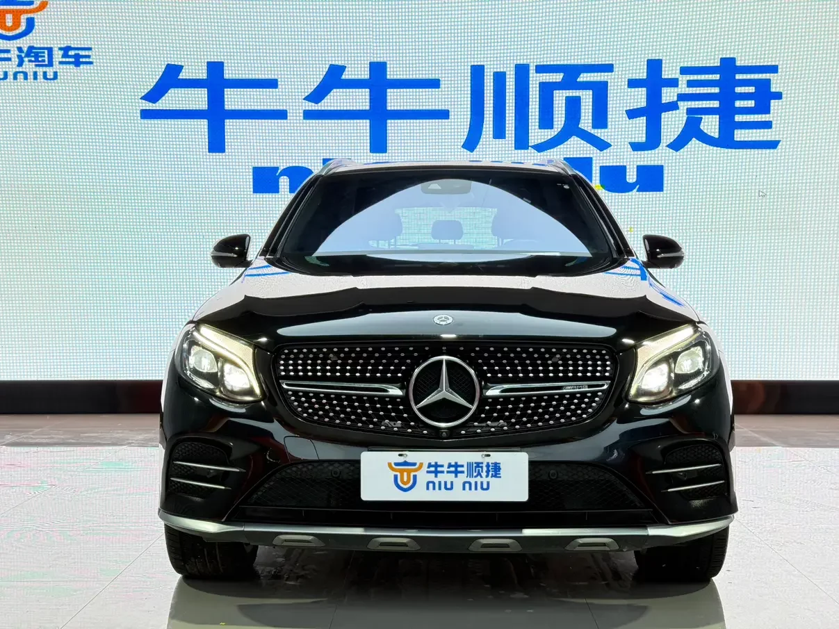 Mercedes-Benz GLC AMG