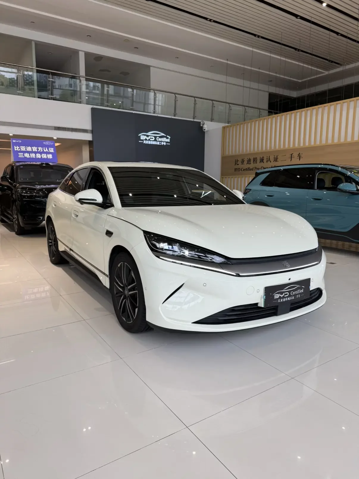 BYD Qin L EV