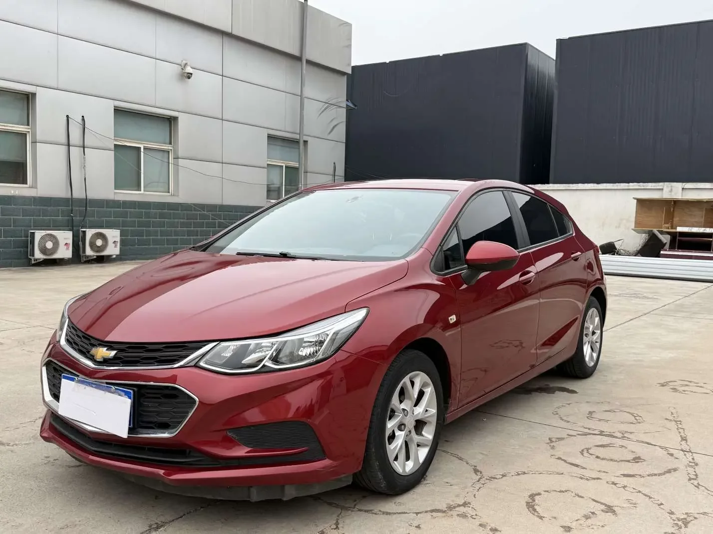 Chevrolet Monza (Cruze)  из Китая