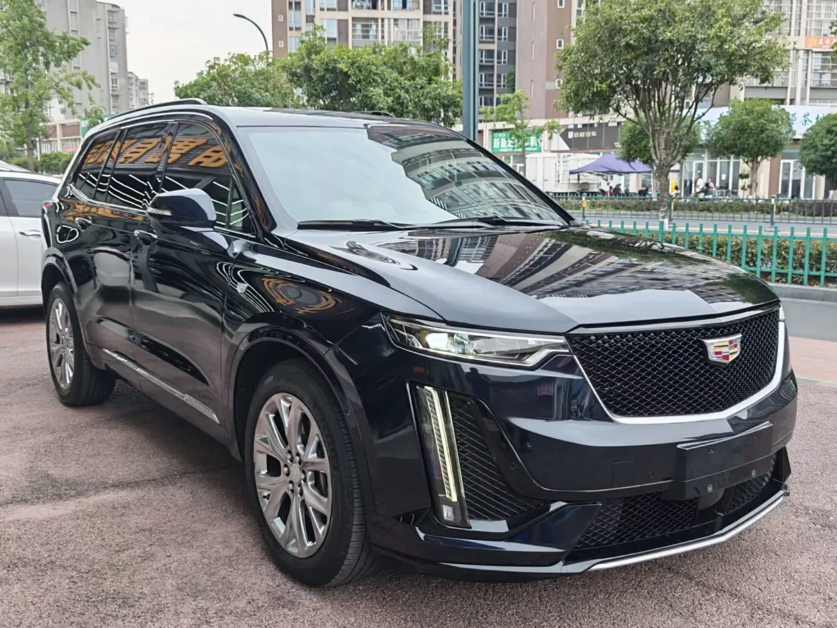 Cadillac XT6
