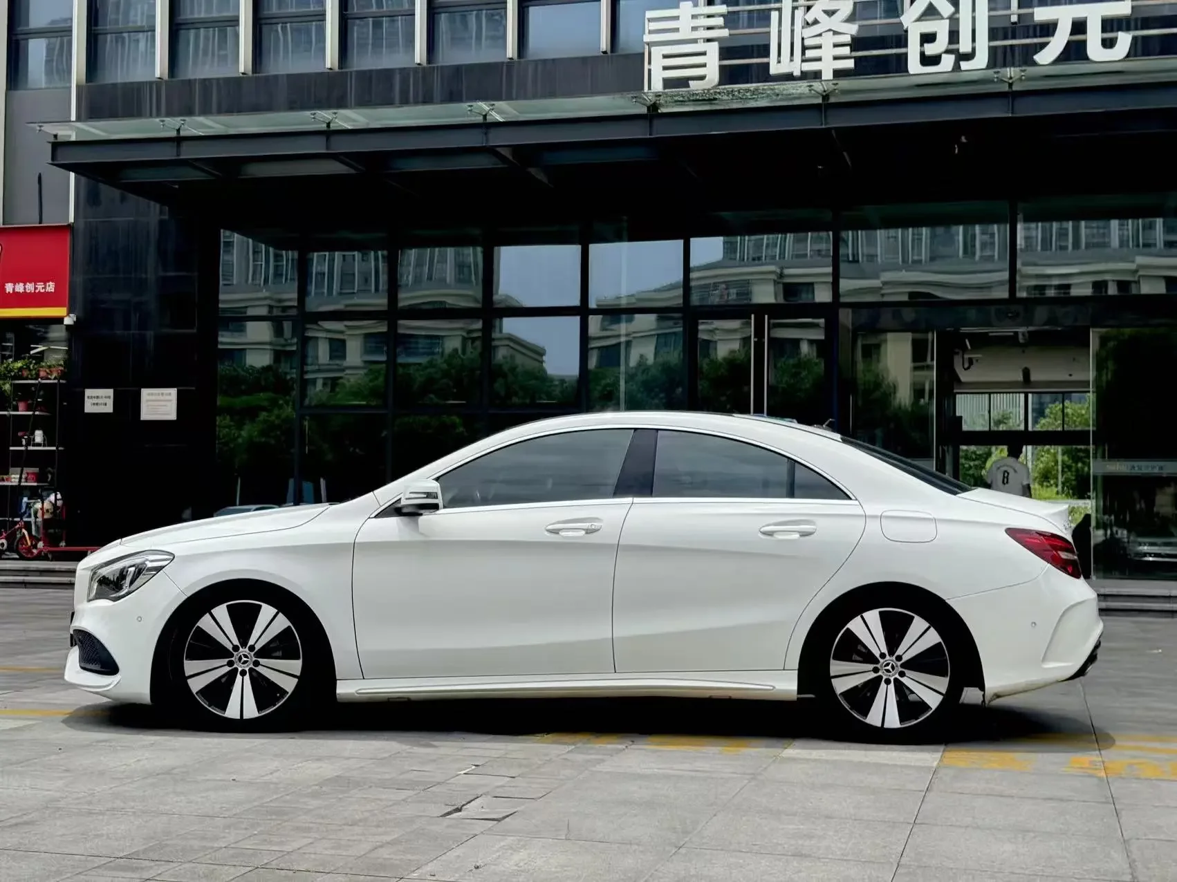 Mercedes-Benz CLA (Imported)