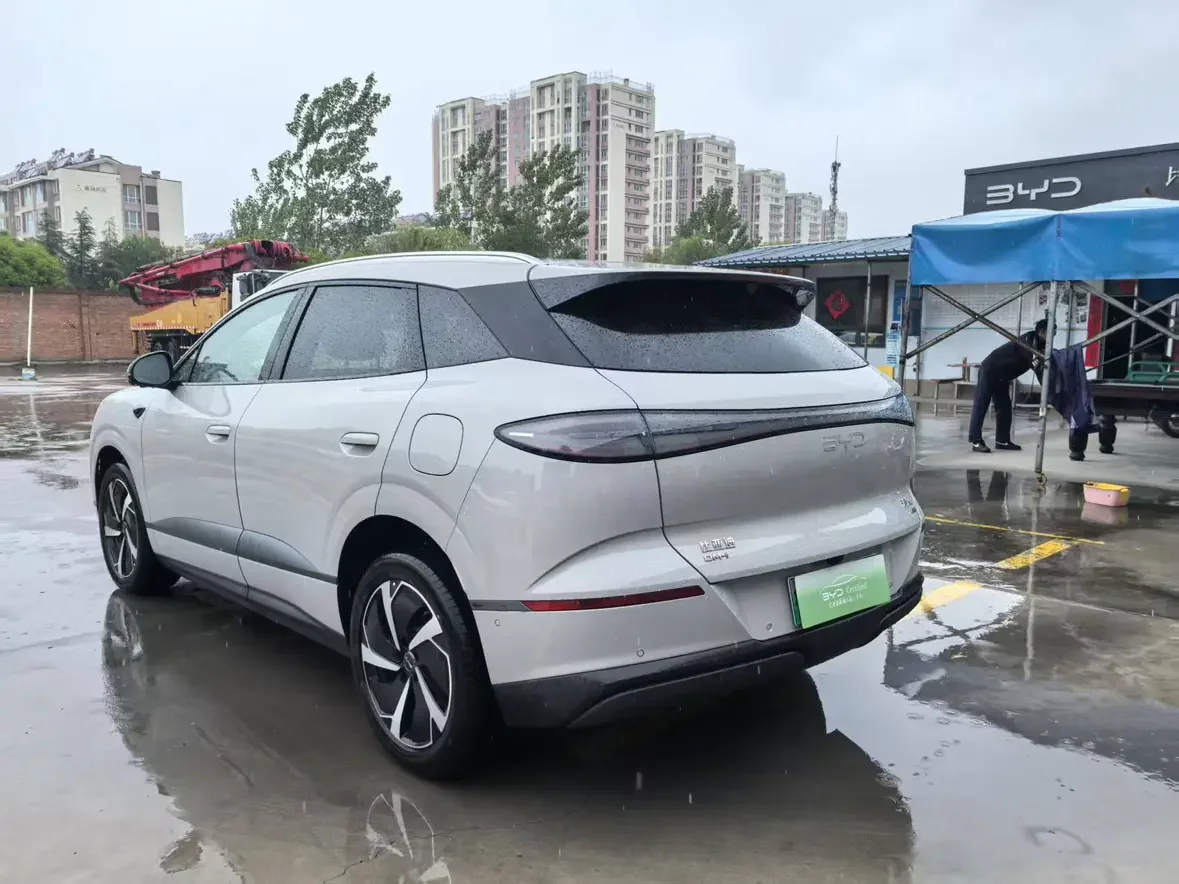 BYD Sea Lion 06DM